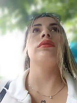 Snapshot of Misscata1106 chatting on 03/30/26, 06:53 Misscata1106 online show from 03/30/26, 06:53