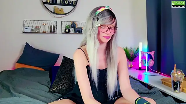 Kittychatte online show from 01/09/25, 08:33