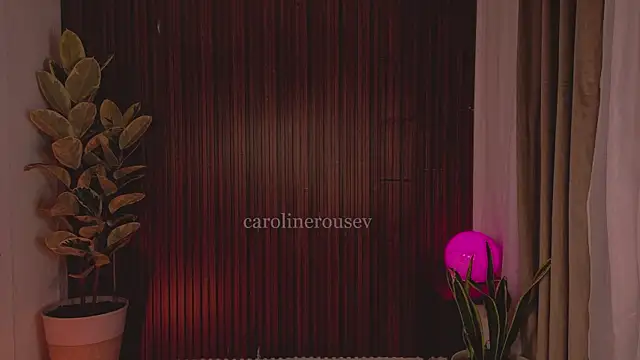 Snapshot of carolinerousev chatting on 05/01/26, 07:07 carolinerousev online show from 05/01/26, 07:07