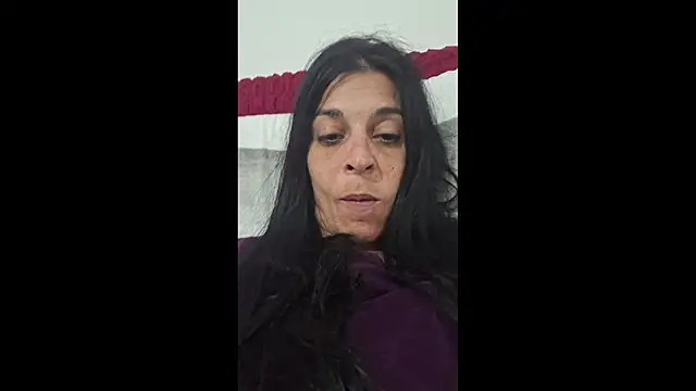 Snapshot of patatinahot87 chatting on 01/06/26, 05:49 patatinahot87 online show from 01/06/26, 05:49