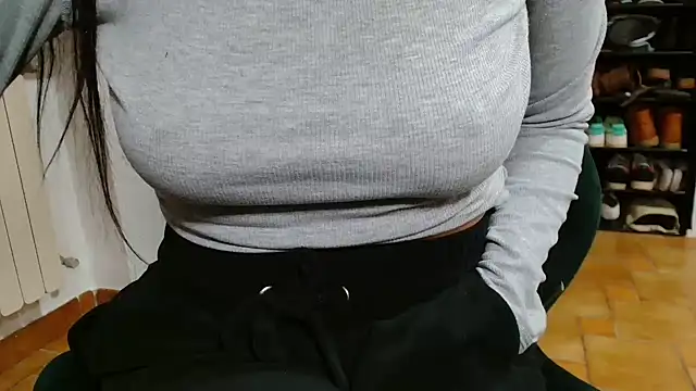 patatinahot87 online show from 02/03/26, 05:40