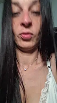 patatinahot87 online show from 04/27/26, 05:00