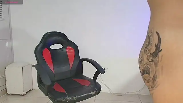 Snapshot of farichell chatting on 04/11/26, 10:03 farichell online show from 04/11/26, 10:03