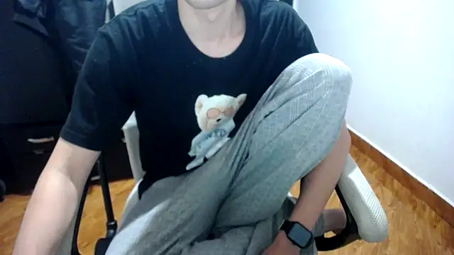 Snapshot of SexAegons chatting on 02/21/25, 08:40 SexAegons online show from 02/21/25, 08:40