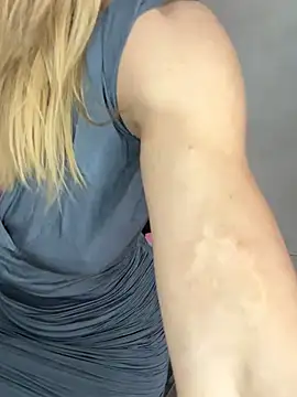 Milf Tea online show from 02/24/25, 04:16