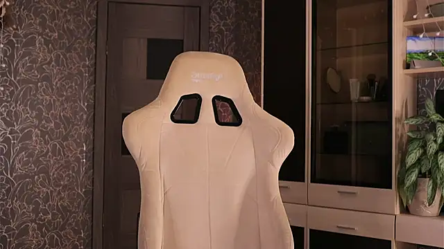 Snapshot of Chill_out_with_Salvia chatting on 03/15/26, 04:24 Chill out with Salvia online show from 03/15/26, 04:24