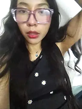 Snapshot of Umaru_uwu chatting on 11/06/25, 04:24 Umaru uwu online show from 11/06/25, 04:24