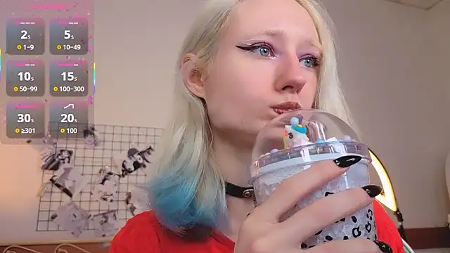 Katia Kim online show from 03/05/26, 06:42