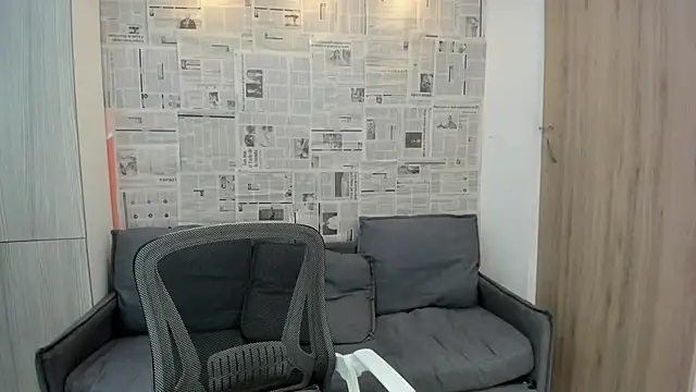 Mhelanny2 online show from 12/29/24, 06:14