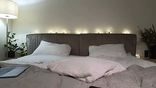 Snapshot of PassionAnn chatting on 01/14/25, 11:16 PassionAnn online show from 01/14/25, 11:16