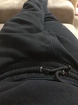 Snapshot of MoochedTape chatting on 12/04/24, 06:28 MoochedTape online show from 12/04/24, 06:28