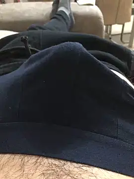 Snapshot of MoochedTape chatting on 01/03/25, 04:33 MoochedTape online show from 01/03/25, 04:33