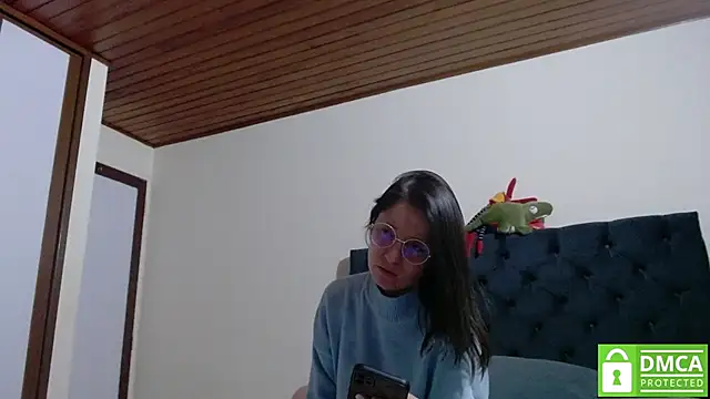 Sophi Cute online show from 12/13/24, 10:55