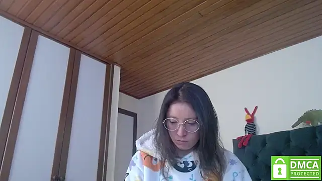 Sophi Cute online show from 12/15/24, 12:17