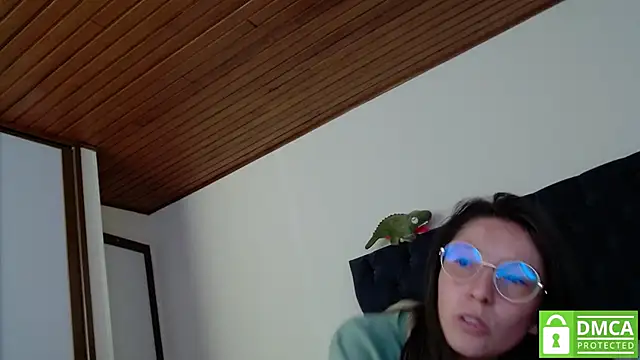 Sophi Cute online show from 12/22/24, 03:55