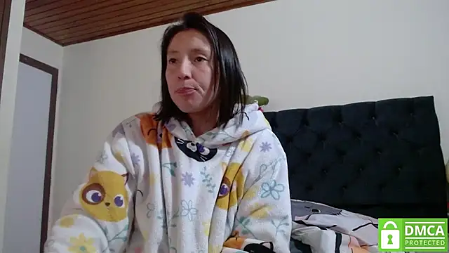 Sophi Cute online show from 12/28/24, 10:34