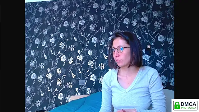 Sophi Cute online show from 05/23/26, 02:43