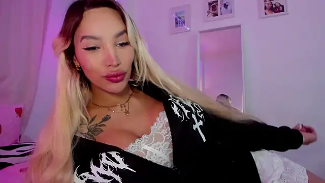  viioletweekend  online show from 12/04/25, 11:24