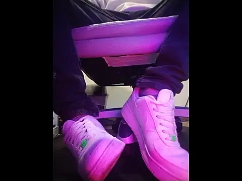 curiousskinny3 online show from 02/27/26, 05:07