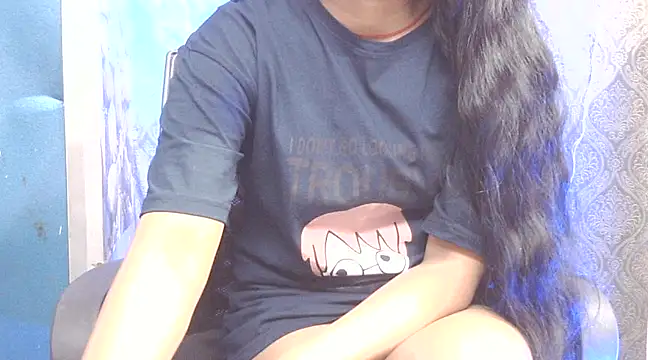 Snapshot of Supriya201 chatting on 03/04/25, 01:17 Supriya201 online show from 03/04/25, 01:17