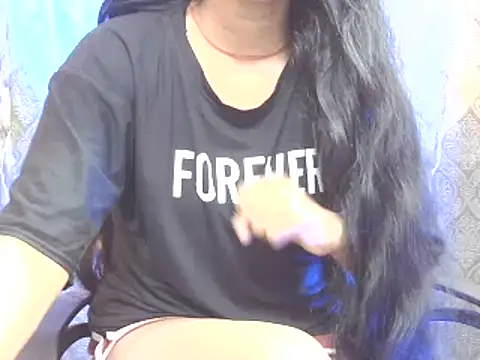 Snapshot of Supriya201 chatting on 03/15/25, 08:26 Supriya201 online show from 03/15/25, 08:26