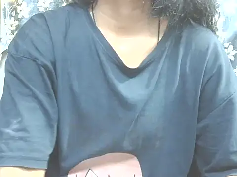 Snapshot of Supriya201 chatting on 07/08/26, 03:49 Supriya201 online show from 07/08/26, 03:49