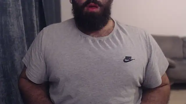 hugemachohandsome online show from 09/11/25, 08:42