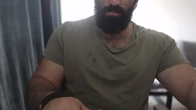 hugemachohandsome online show from 09/30/25, 09:14