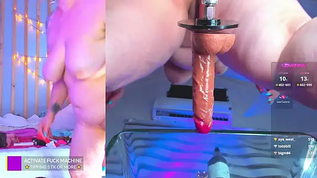 Snapshot of Miss_Pawi chatting on 01/11/25, 08:33 Miss Pawi online show from 01/11/25, 08:33