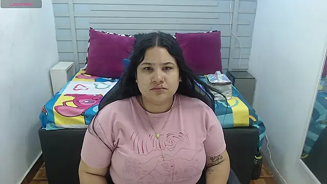 Snapshot of evelin_zaens chatting on 02/24/25, 03:44 evelin zaens online show from 02/24/25, 03:44