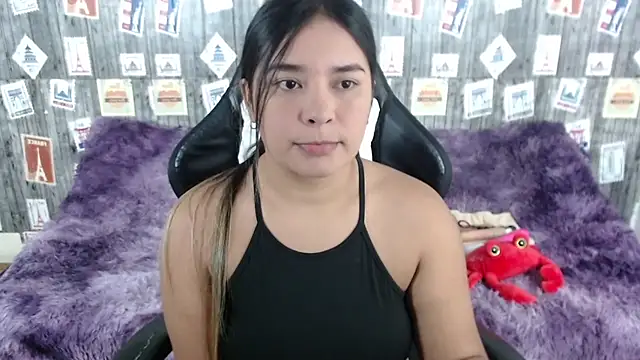 SaraCrow online show from 01/18/25, 05:52