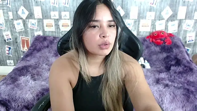 SaraCrow online show from 02/08/25, 09:46