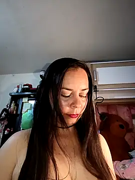 Snapshot of johannatb chatting on 03/20/26, 12:48 johannatb online show from 03/20/26, 12:48