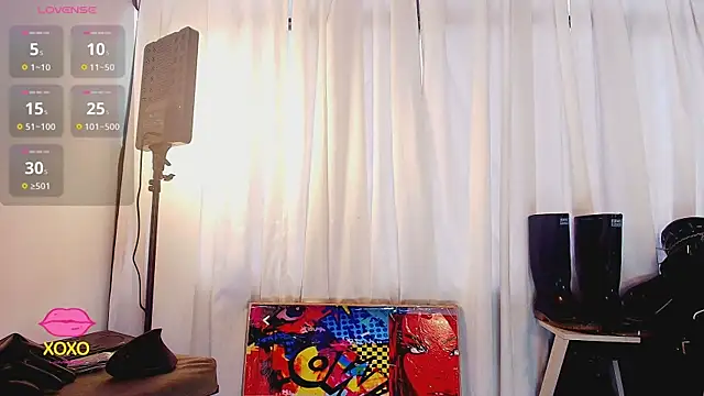 Snapshot of LatexDevil_Blondie chatting on 03/20/26, 03:06 LatexDevil Blondie online show from 03/20/26, 03:06
