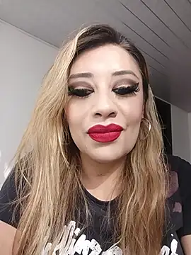 LatexDevil Blondie online show from 07/08/26, 01:15