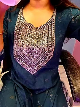 Aditi 1 online show from 02/04/25, 11:59