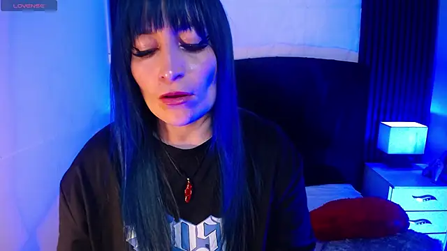 alicia moom online show from 11/13/25, 07:46