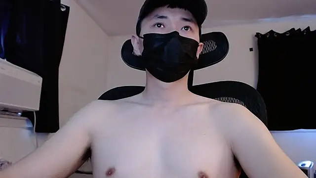 Snapshot of twbobo00715 chatting on 02/24/25, 04:58 twbobo00715 online show from 02/24/25, 04:58