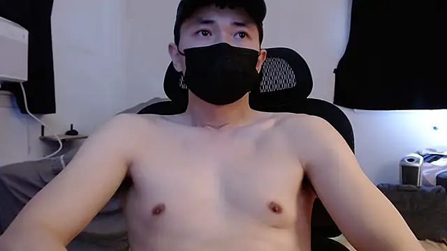 Snapshot of twbobo00715 chatting on 02/28/25, 06:31 twbobo00715 online show from 02/28/25, 06:31