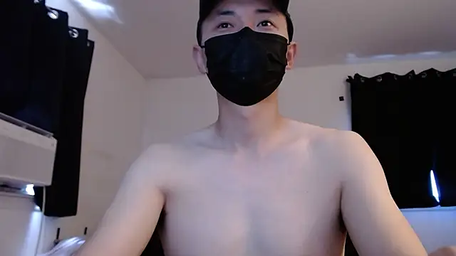 Snapshot of twbobo00715 chatting on 09/20/25, 03:57 twbobo00715 online show from 09/20/25, 03:57