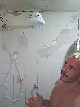 Snapshot of MachoScorpionCaralho chatting on 01/25/25, 06:24 MachoScorpionCaralho online show from 01/25/25, 06:24