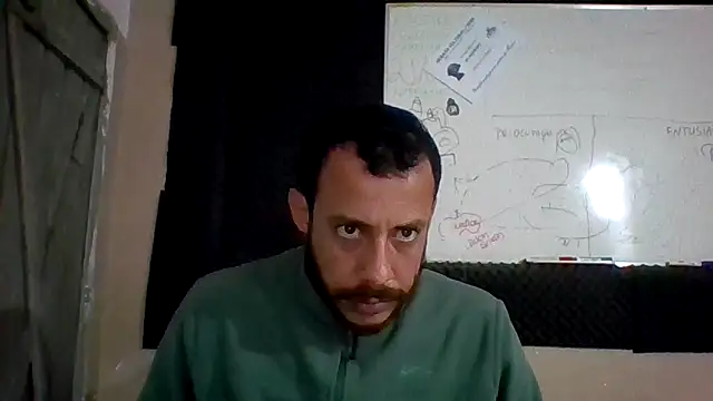 Snapshot of MachoScorpionCaralho chatting on 09/15/25, 11:54 MachoScorpionCaralho online show from 09/15/25, 11:54