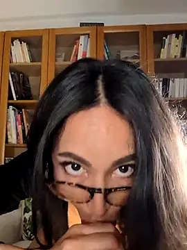 Naughty-Jessie online show from 02/18/25, 11:52