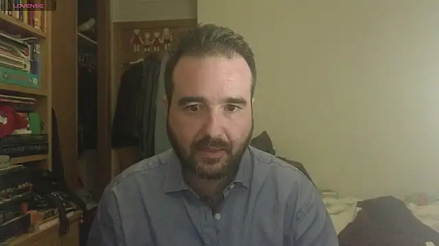 curiosillo83 online show from 02/28/25, 08:28