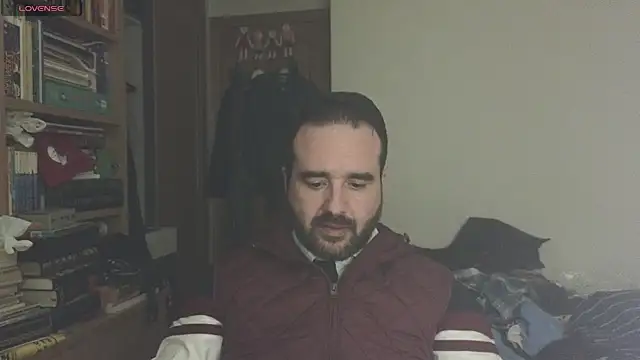 curiosillo83 online show from 03/22/25, 09:21