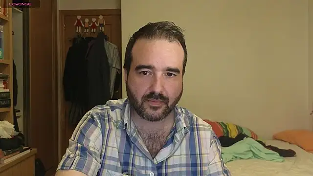 curiosillo83 online show from 09/20/25, 01:01