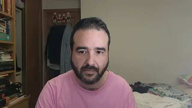 curiosillo83 online show from 11/02/25, 12:29