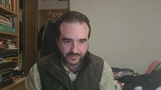 curiosillo83 online show from 03/06/26, 03:41