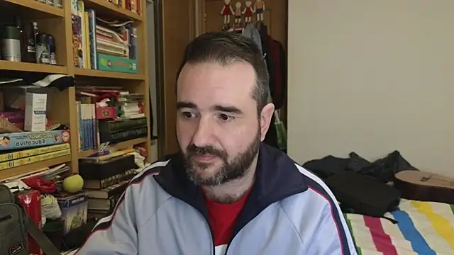 curiosillo83 online show from 04/08/26, 09:20