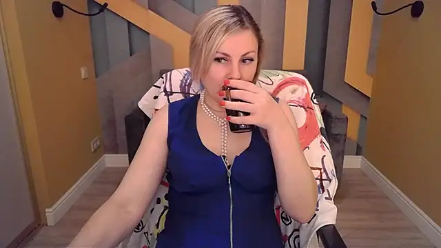 Candy Long online show from 02/06/26, 06:29